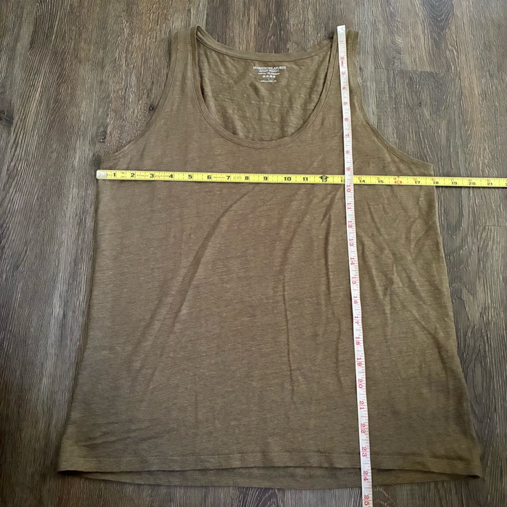 Majestic Filatures Deluxe Teeshirt Stretch Linen Tank Top - Picture 4 of 5